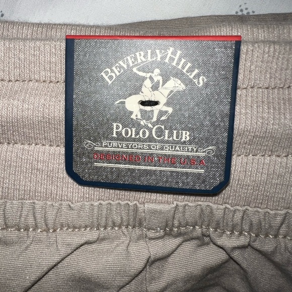 NWT! Beverly Hills Polo Club Shorts (Bermuda length) Women’s Size Large!! - Picture 6 of 14